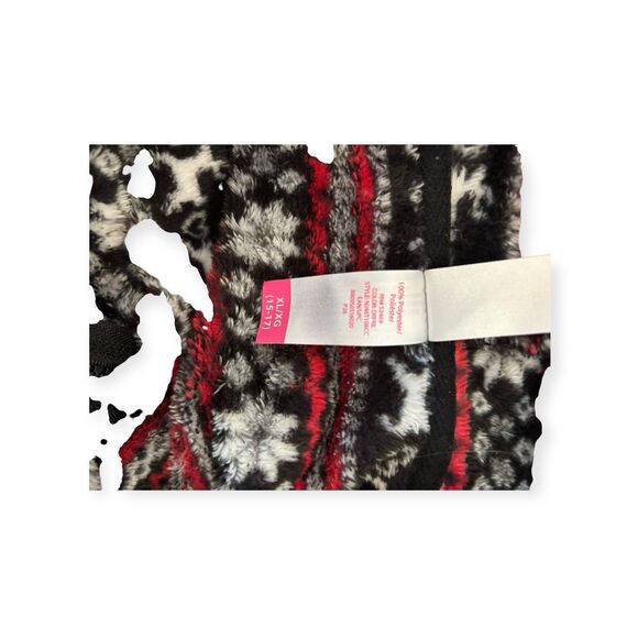 No Boundaries XL (16-18) Red And Black Zip Up Fuzzy Hoodie Poinsettia Holiday - Picture 7 of 7